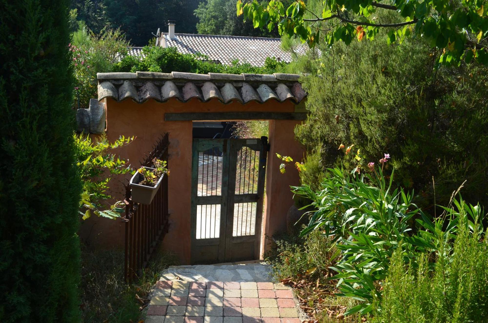 Studios Et Gite La Sauvasse Vagnas Luaran gambar